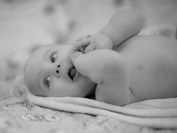 Carters 5 mos Portrait_20150328_039