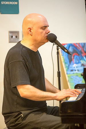Chas' Show_042717_20170427_016
